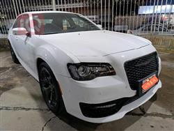 كرايسلر 300